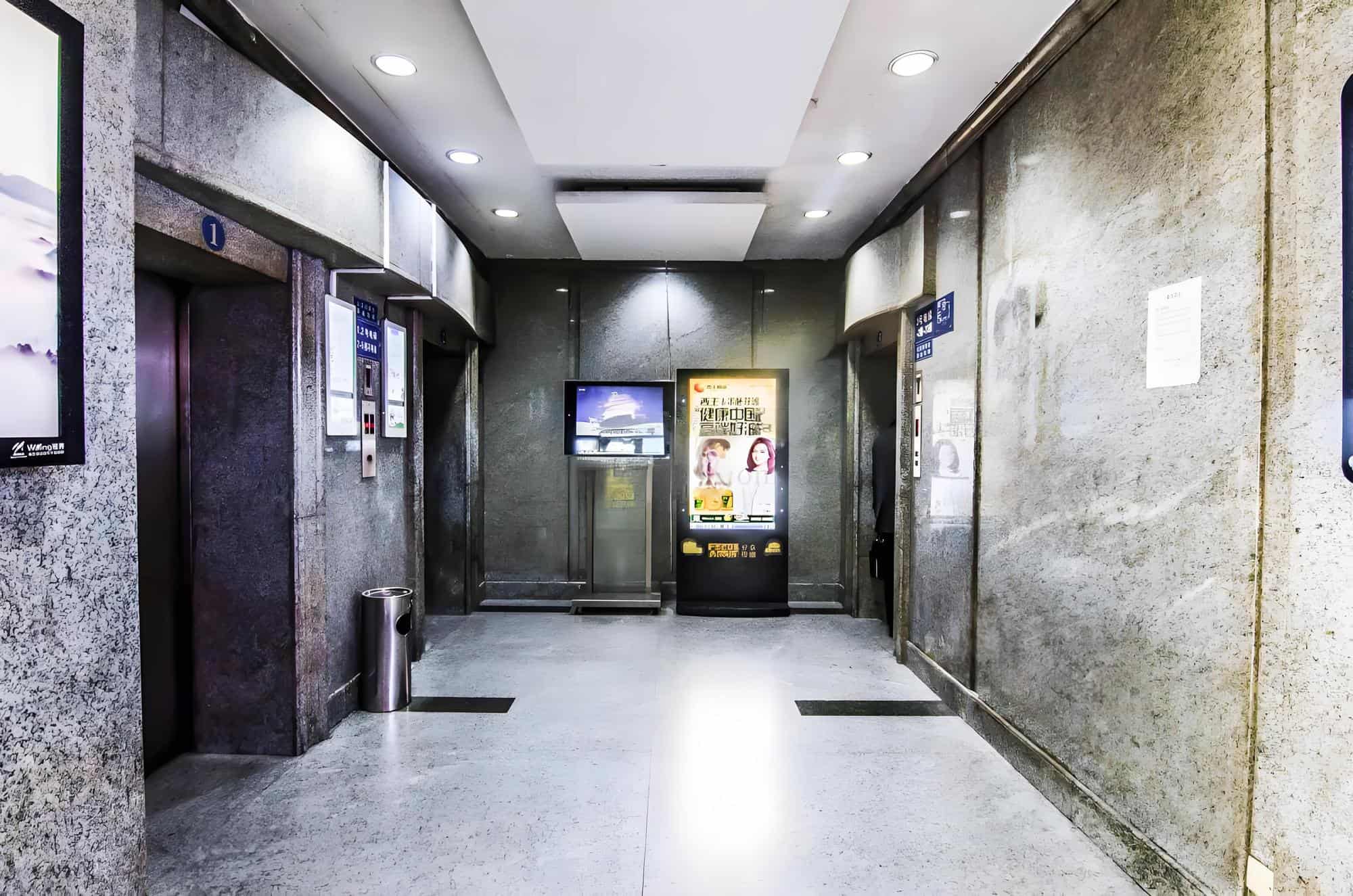 电梯厅